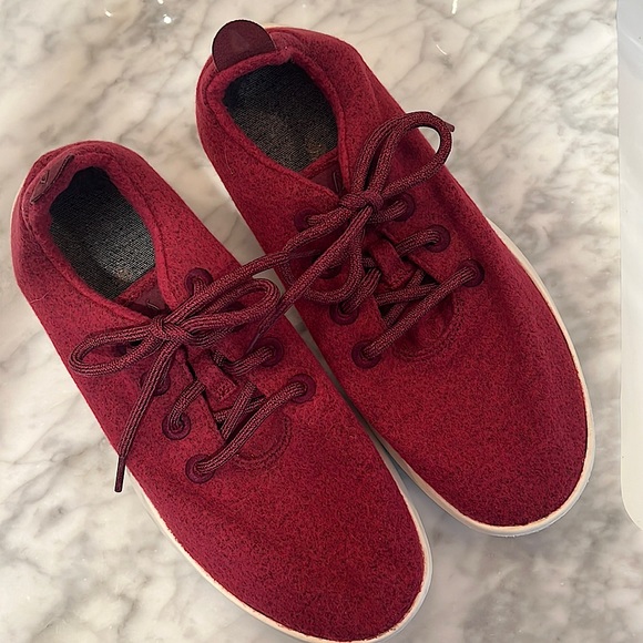 allbirds Other - Allbirds Wool Runners Men’s 9/Women’s 10 EUC